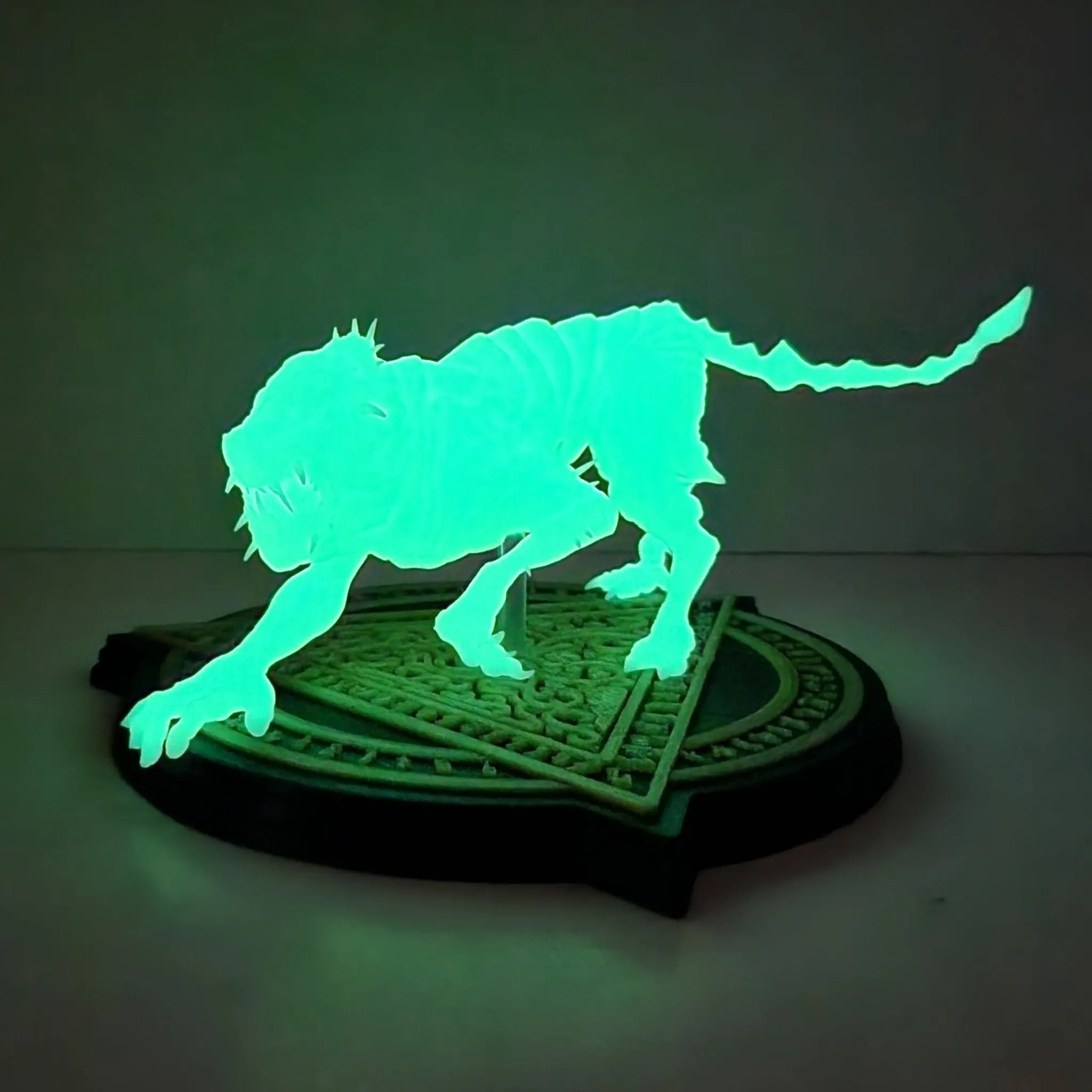 Dare to Unleash the Terror: The 3D Printed Glow-in-the-Dark Dog Monster from "The Last Rite"