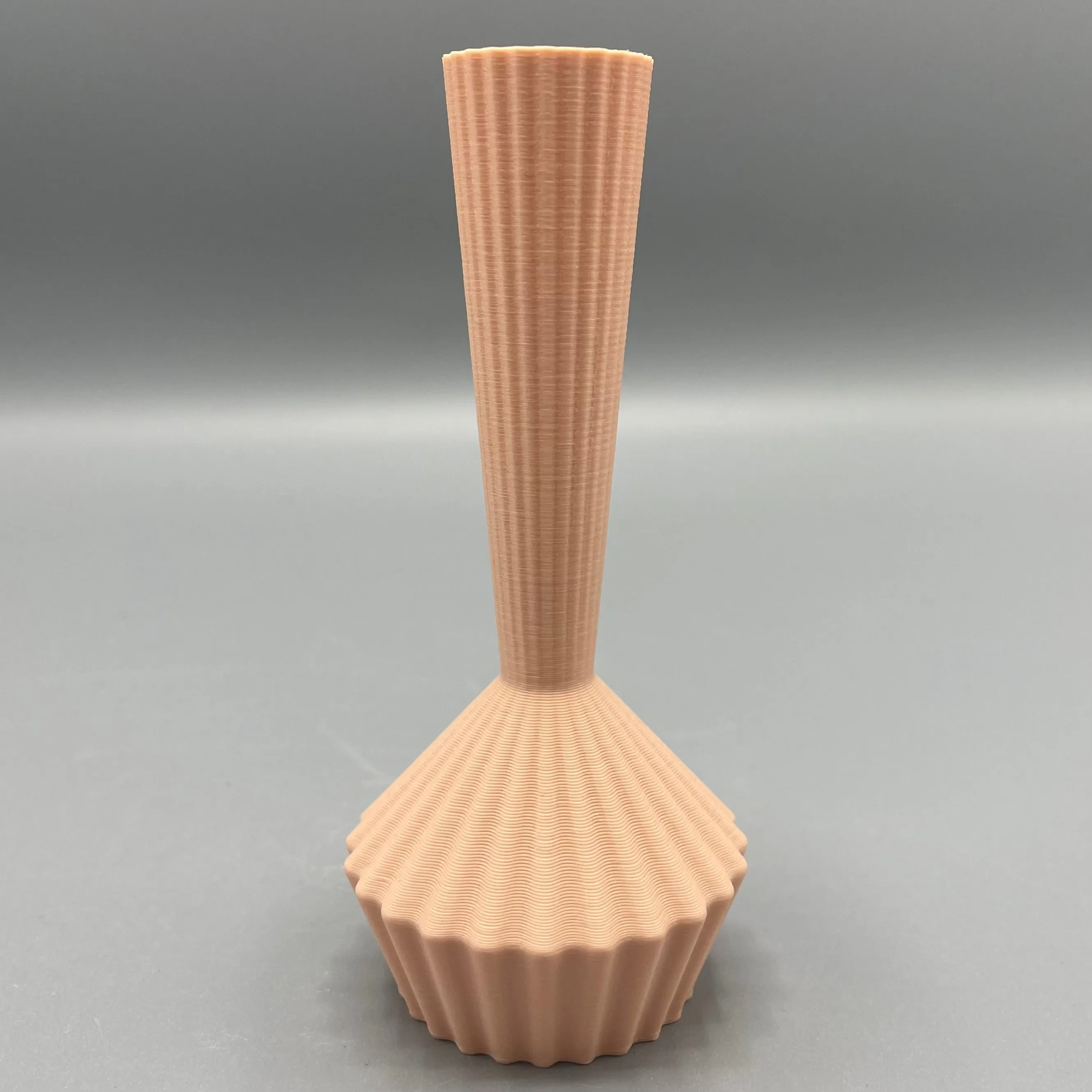 Keeley Traae 3D Printed Fluted Vessel